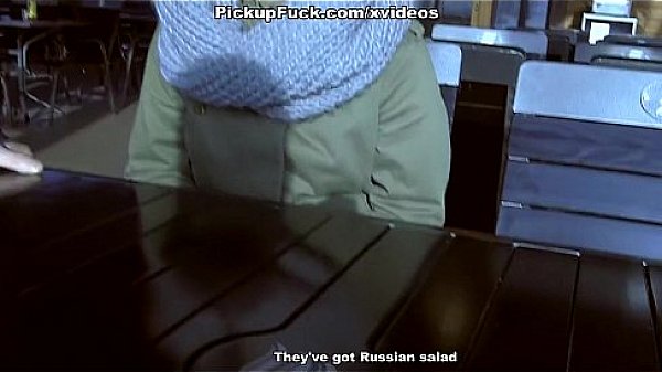 Real facial for a sexy snowboard babe scene 2