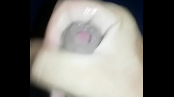 Meu marido gozando gostoso vendo eu me exibir pra ele