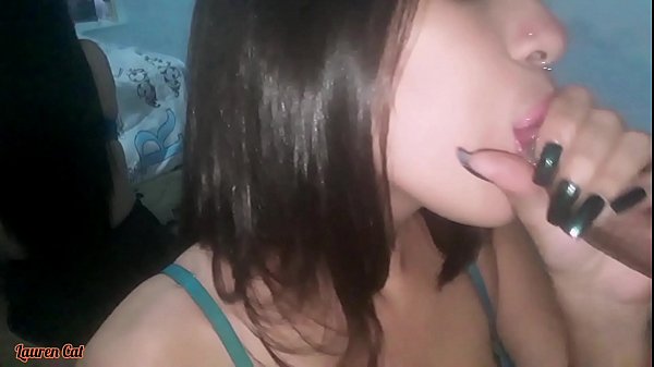 Fudi ela de v&aacute;rias posi&ccedil;&otilde;es e gozei na boca