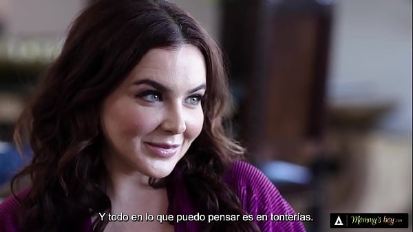 Give Me That Ass, Stepmom! 