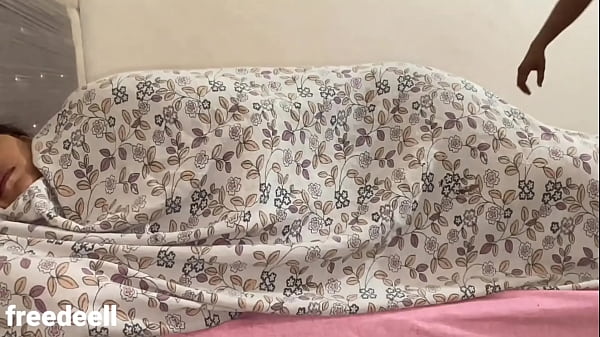 Pati ke Dost ne Jabardasti 2 Baar Choda