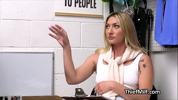 Grabbing cougars amazing tits then riding her pussy at the back office  