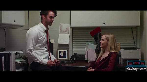 Blonde employee wants to have sex in the office she works at