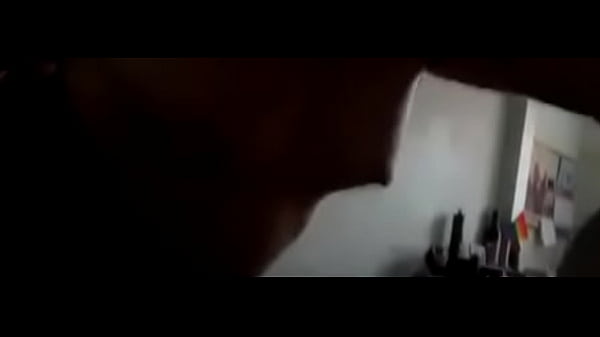 Le doy tan duro hasta que me grita "Ya"