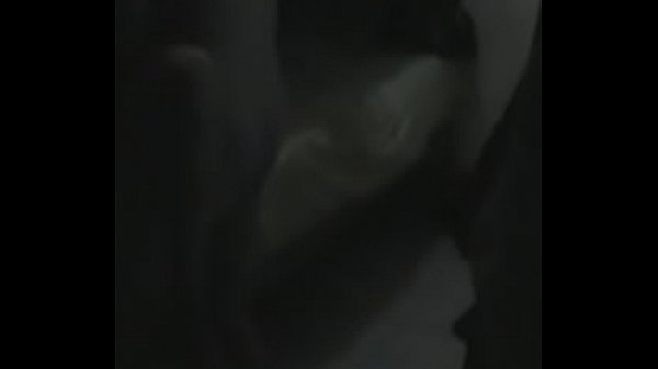 Perra buscando vergasos, vecina peruana