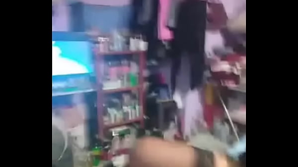 Jennifer coge rico y sabroso  