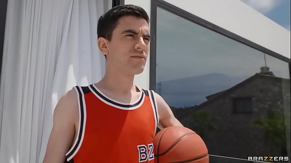 Getting Clean / Brazzers/ Enter XVPROMO