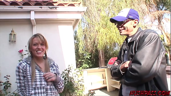 Holly says she likes a Big Dick in her Ass