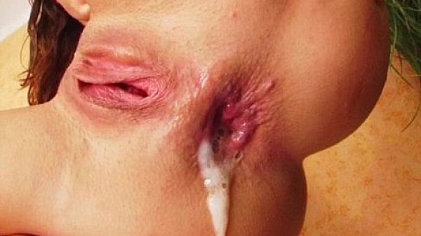 All Internal Lora'as ass is nailed and stuffed with oozing cum load