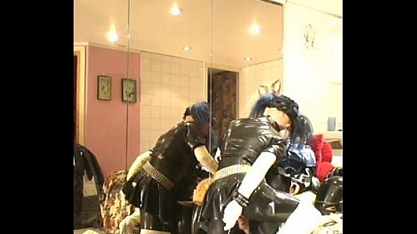 Roxina2006GayGirlieDollz021106XXXL.MPG