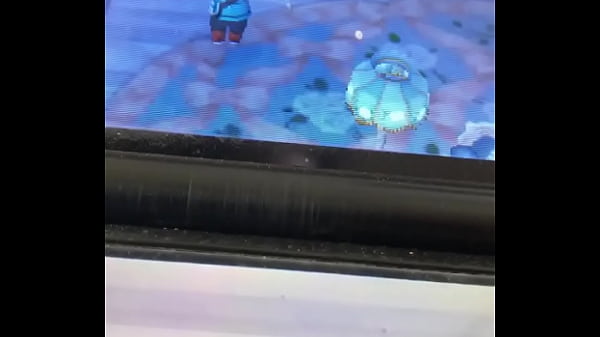 I fingerbang my teen gf and she squirts.