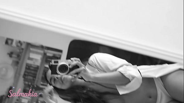 Latin girl plays, poses and masturbates in front of her mirror- Salmakia