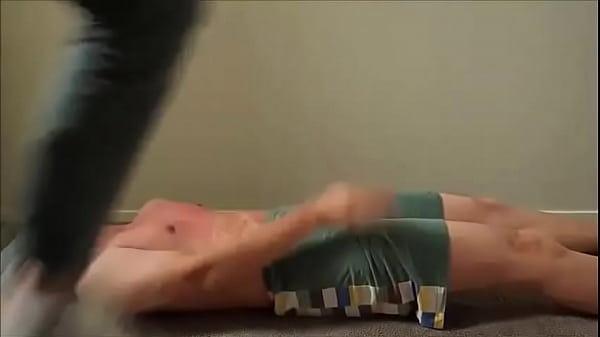 Хозяин и его половая тряпка [480p]