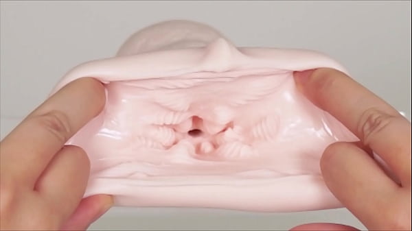 少し硬めのスーパーハードなオナホール。狭～い地獄ゾーンは速射も辞さない激しさです。