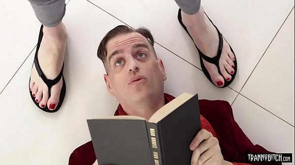 Skinny shemale masseur fucked by her client 