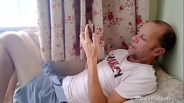 Faz festinhas quando eu saio