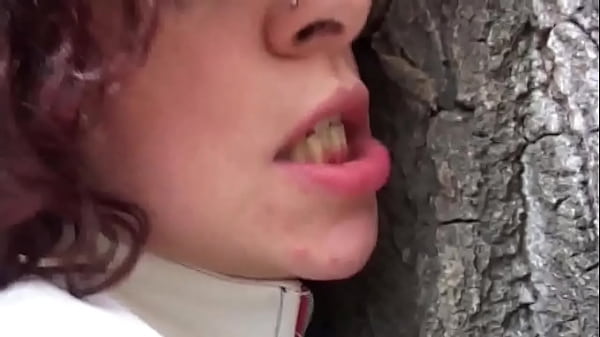 Mio marito mi ha ignorato, ho scopato estranei nel bosco  