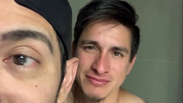 Cutie right after getting head  