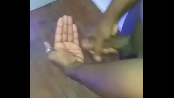 Punha com gozada gostosa 