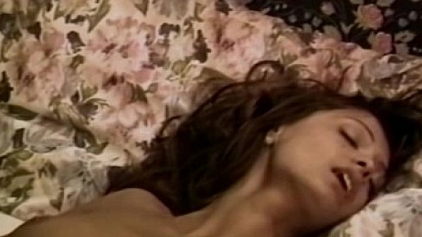 Retro amateur babe nailed by oldman 