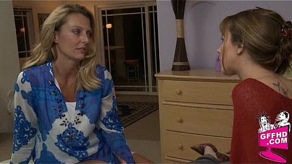 Sensual lesbains 0695