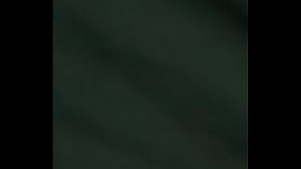 mi madre me la mama en la oscuridad