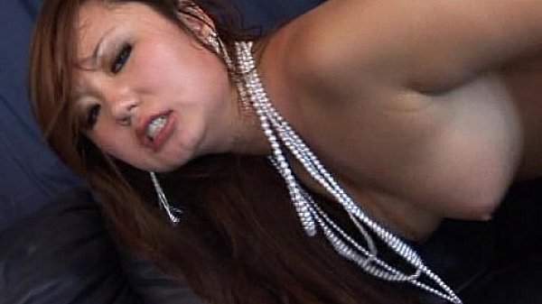 Wildlife - Yellow Tail 04 - scene 10 - video 3