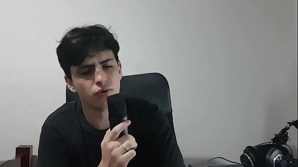 Leo Otaco &eacute; muito agredido