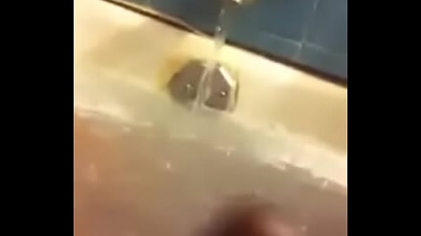 trim.038CA8EA-6CDC-468E-B36D-B6CBE1706B67.MOV 