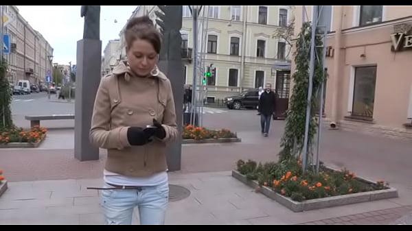 Teen hottie pleases her stud