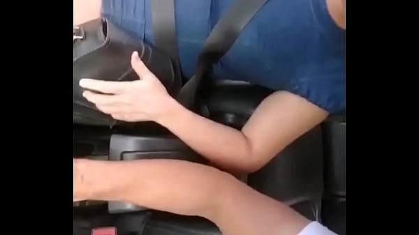 Pide un Uber. Por que su esposo la enga&ntilde;a y ella hace lo mismo con el conductor del veh&iacute;culo