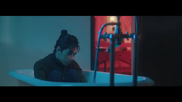 CẦN MỘT L&Yacute; DO MV  