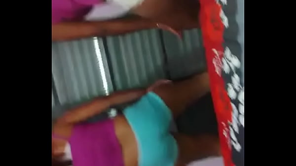 novinhas estigando no funk