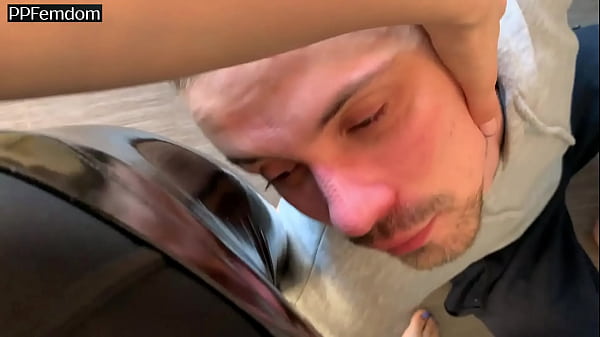 Skinny Mistress Uses Human Furniture Slave - Ignore Full Weight Face Sitting Femdom