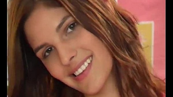 Sexy Demi Allen plays with yellow dildo