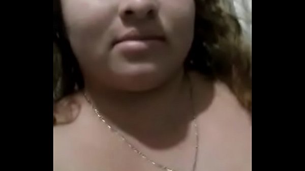 la vecina tiene ganas de mamarmela