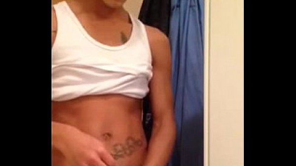 HOW PUT A CONDOM  18 PONERCE EL CONDOM EVITA LAS ENFERMEDADES