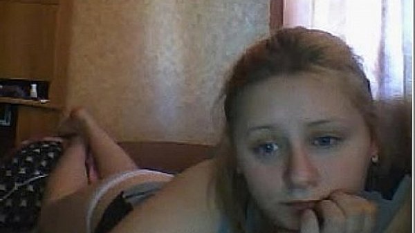 Masha il ne faut pas oublier de fermer le chat