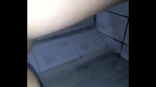 V&iacute;deo 03 - novinha de Mato Grosso gozando muito na siririca