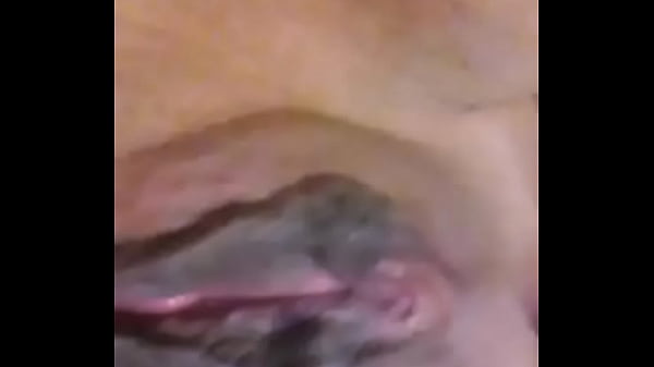 Se&ntilde;ora se masturba