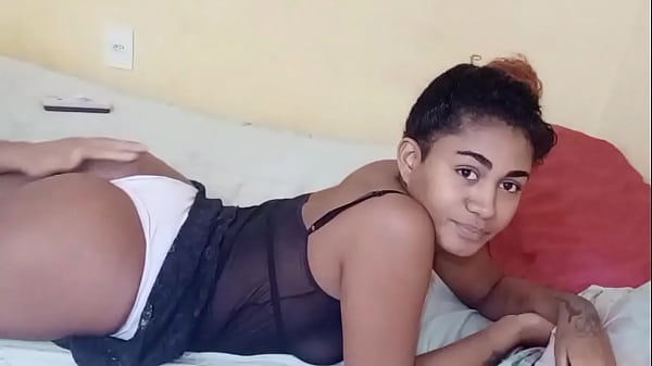 Founding the wife's ass without pity  