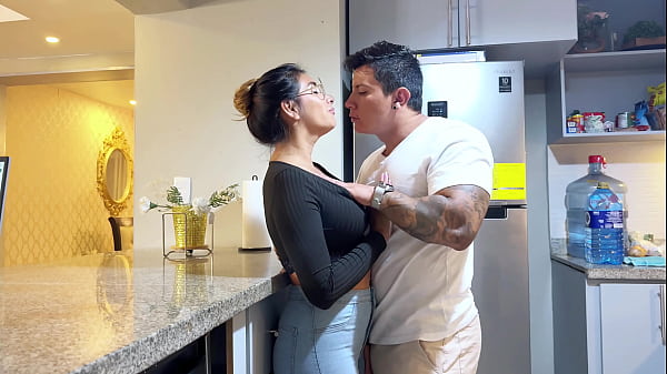 WTF! He fucked his stepdaughter in front of his wife! HUGE cumload