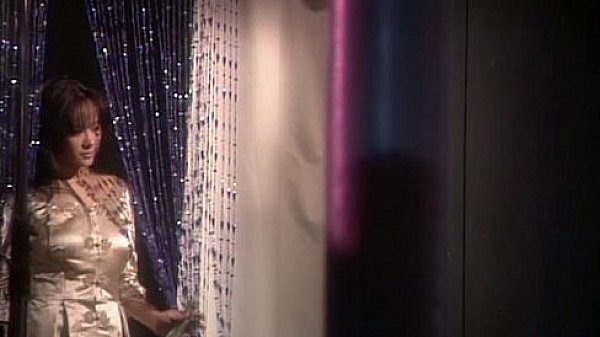 Metro - Risque Burlesque 01 - scene 1