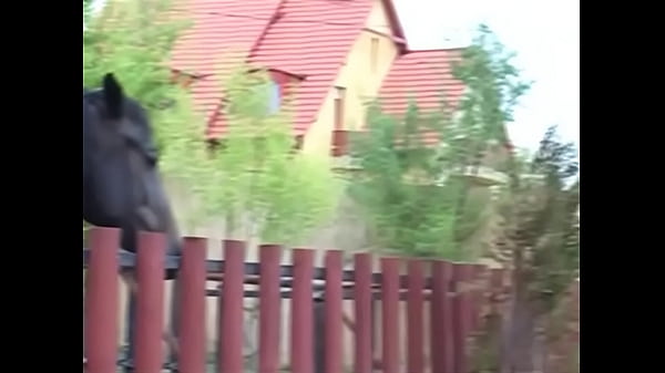 Who is this hot redhead?