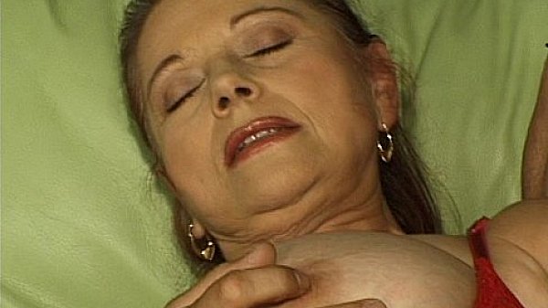 JuliaReaves-Olivia - Come In Boy - scene 1 - video 1 nudity young beautiful girls fucking