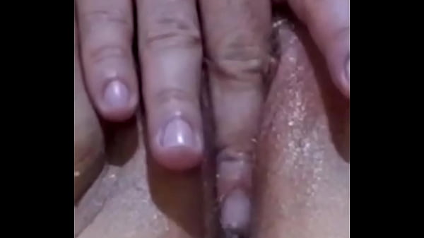 Ela tava com a bucetinha molhadinha me chamando