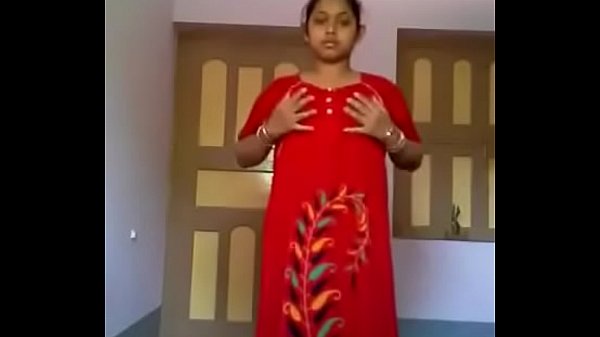 Desi teen showing boobs n shaved pussy