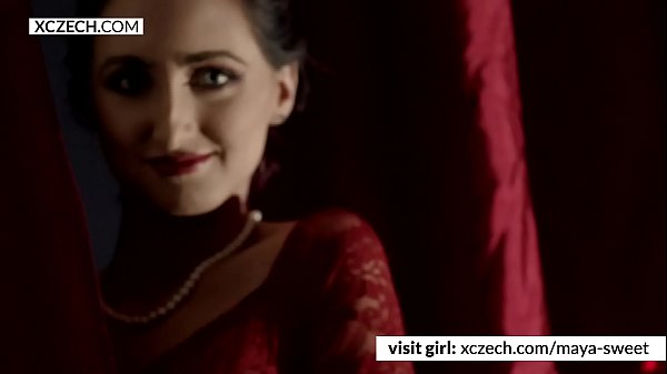 Art of Detail - Artistic depiction of teen beauty