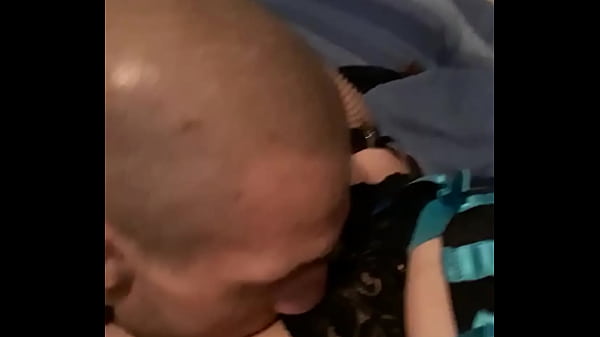 Midnightrose loves the way Hoss licks her pussy  