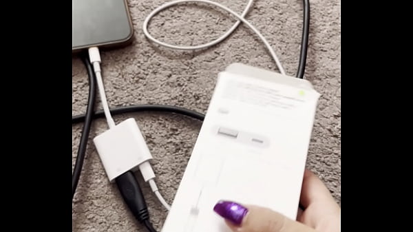 Как петь на телефон?